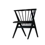Guarda B 2 dining chair made with black
  painted ashwood and premium black leather – side view