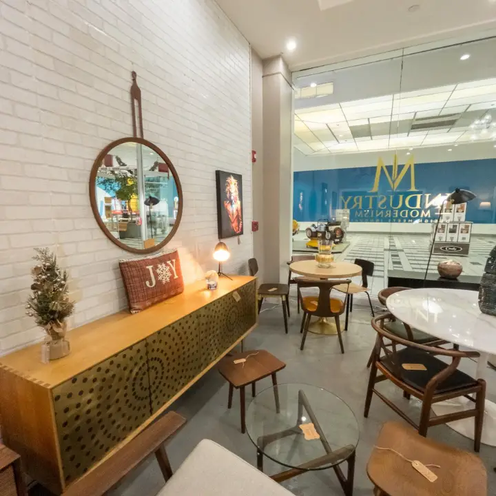Store Front Page 3 – image