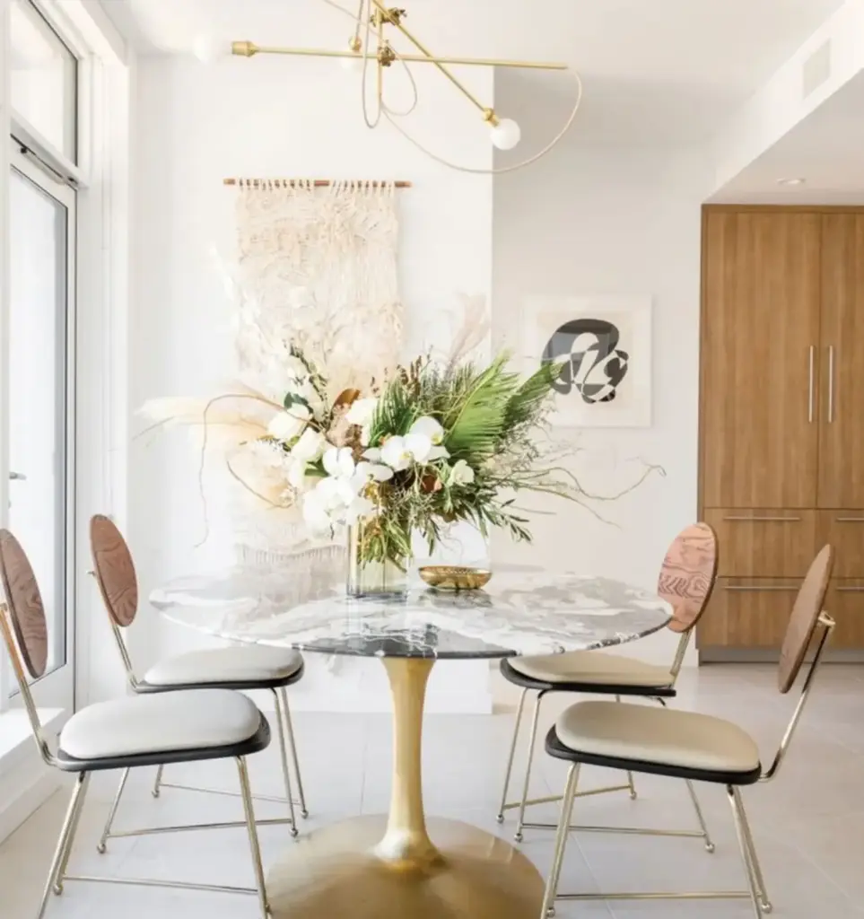 Helsinki B Gray Marble Round – page image