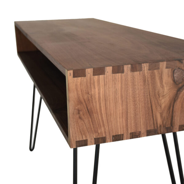 Capas  Shelving Unit